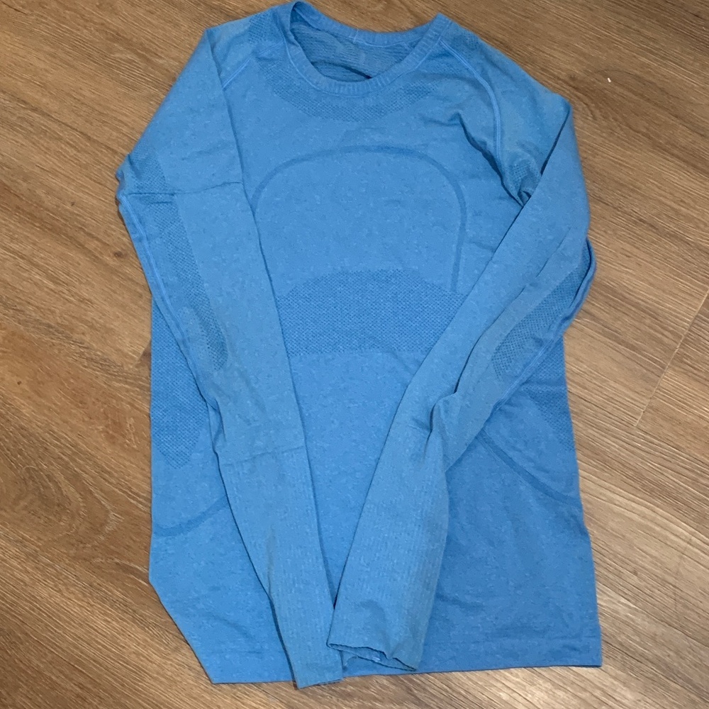 Lululemon swiftly tech 1.0 blue long sleeves